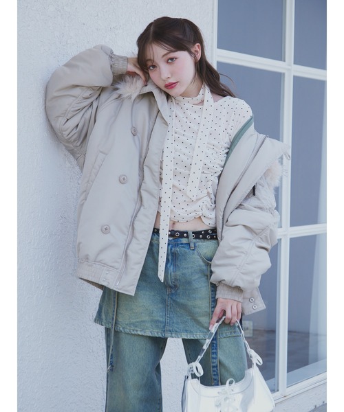 jouetie(ジュエティ)の「シアーベロアチョーカートップス(Tシャツ/カットソー・レディース・アイボリー/ブラック/レッド・MEDIUM)」の12枚目の写真