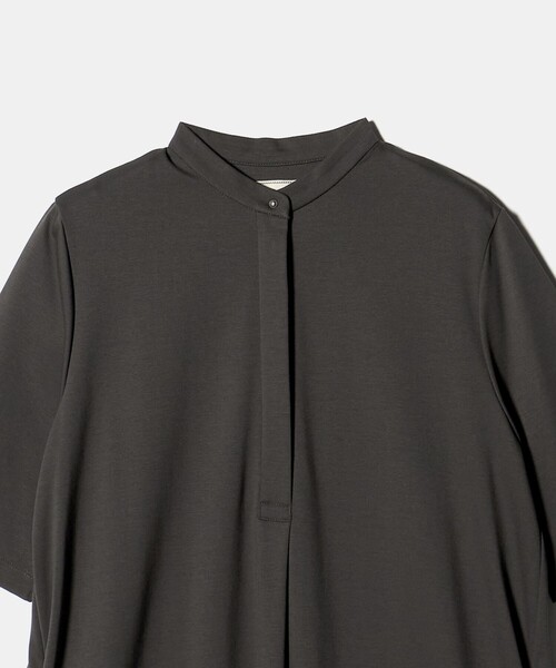 UNITED ARROWS（ユナイテッドアローズ）の「ポンチ ハーフスリーブ ワンピース ‐ウォッシャブル‐（ワンピース・レディース・ブラック/ダークグレー・FREE）」の22枚目の写真