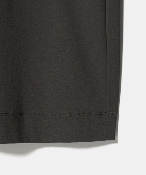 UNITED ARROWS（ユナイテッドアローズ）の「ポンチ ハーフスリーブ ワンピース ‐ウォッシャブル‐（ワンピース・レディース・ブラック/ダークグレー・FREE）」の3枚目の写真