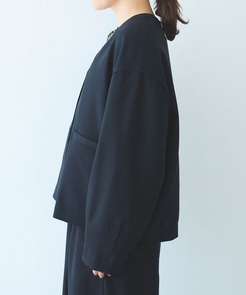 yuni（ユニ　）の「レーヨンウール no collar ジャケット（ノーカラージャケット・レディース・ネイビー/カーキ・FREE）」の18枚目の写真