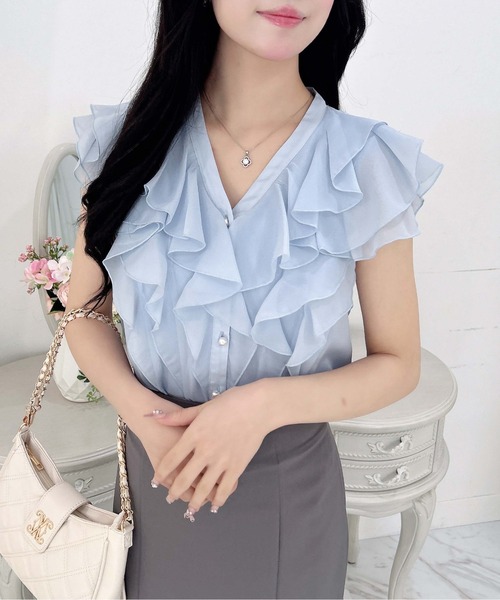 INGNI（イング）の「フリルシアーノースリブラウス（シャツ/ブラウス・レディース・ブラック/オフホワイト/サックスブルー・M）」の16枚目の写真