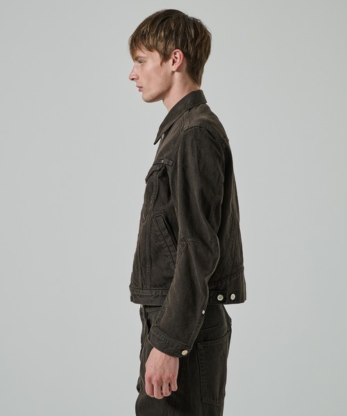 NVRFRGT（ネヴァーフォーゲット）の「【NVRFRGT】3D TRUCKER JACKET（デニムジャケット・メンズ・ダークブラウン/ダークグレー・1/2）」の17枚目の写真