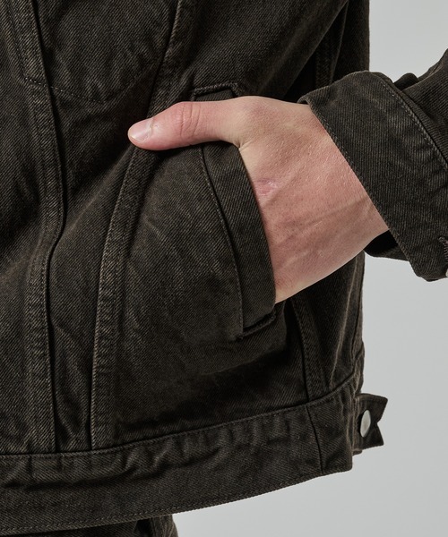 NVRFRGT（ネヴァーフォーゲット）の「【NVRFRGT】3D TRUCKER JACKET（デニムジャケット・メンズ・ダークブラウン/ダークグレー・1/2）」の21枚目の写真
