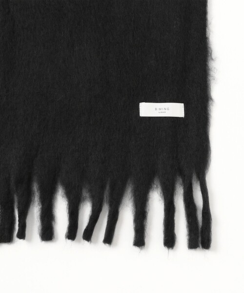 B:MING by BEAMS（ビーミングバイビームス）の「シャギー マフラー（ユニセックス）（マフラー・メンズ・ブラック/グレー・ONE SIZE）」の5枚目の写真