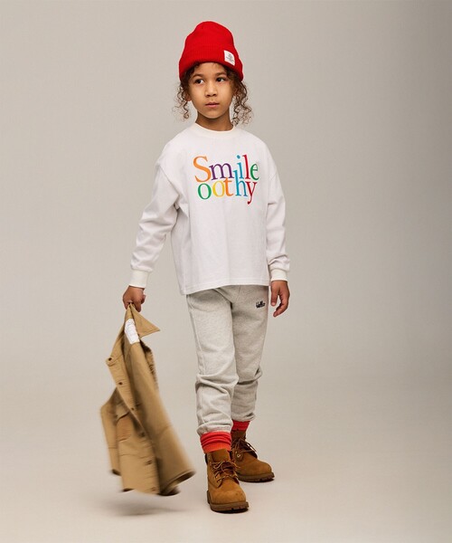 Smoothy（スムージー）の「SMOOTHY / Smile ロングスリーブ Tシャツ 2025FW（110～160cm）（Tシャツ/カットソー・キッズ・ブラック系その他4/ホワイト・X-LARGE/LARGE/MEDIUM）」の4枚目の写真