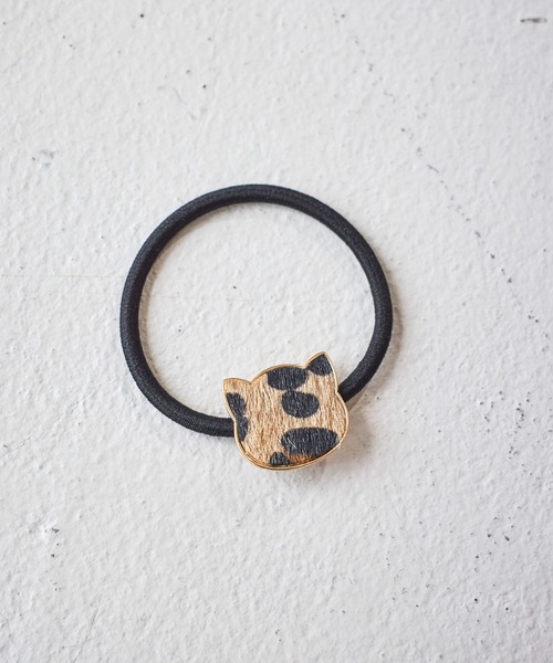 studio CLIP（スタディオクリップ）の「猫 ハラコ風ヘアゴム（ヘアゴム・レディース・ブラック/ブラウン・FREE）」の2枚目の写真