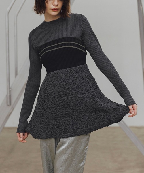 WILLFULLY(ウィルフリー)の「sheer lame peplum blister jacquard knit(ニット/セーター・レディース・ブラウン系その他/ブラック/グレー・FREE)」の1枚目の写真
