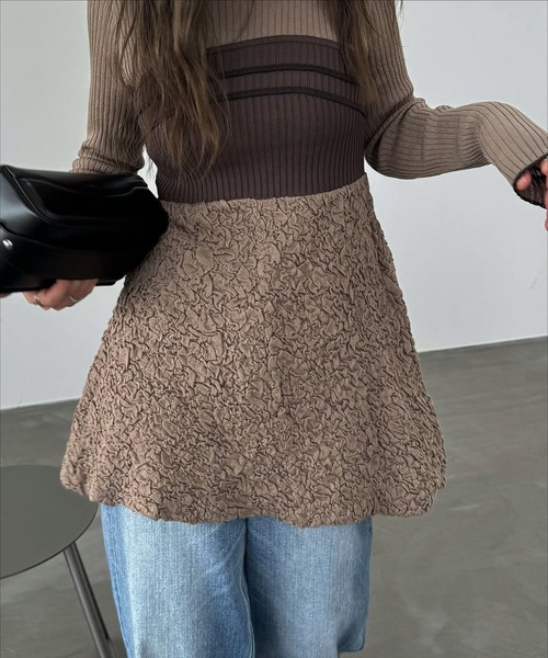 WILLFULLY(ウィルフリー)の「sheer lame peplum blister jacquard knit(ニット/セーター・レディース・ブラウン系その他/ブラック/グレー・FREE)」の7枚目の写真