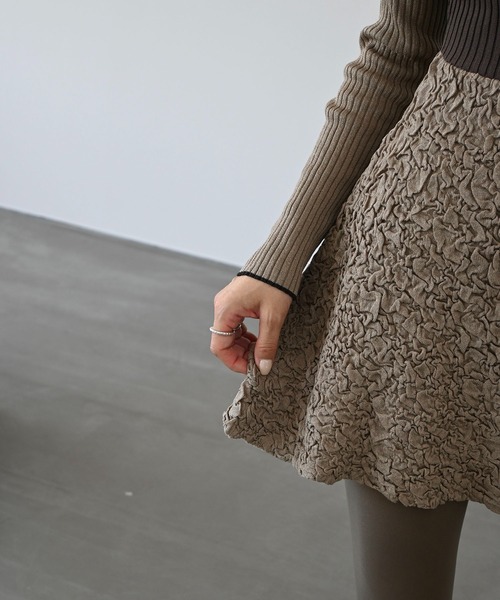 WILLFULLY(ウィルフリー)の「sheer lame peplum blister jacquard knit(ニット/セーター・レディース・ブラウン系その他/ブラック/グレー・FREE)」の15枚目の写真