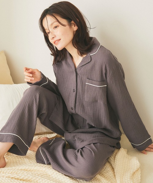 cross marche（クロスマルシェ）の「【LAFUKU/ラフク】パイピングデザインダブルガーゼパジャマ綿100％《上下セット》（ルームウェア/パジャマ・レディース・アイボリー/ベージュ/チャコール・LL/L/M）」の7枚目の写真