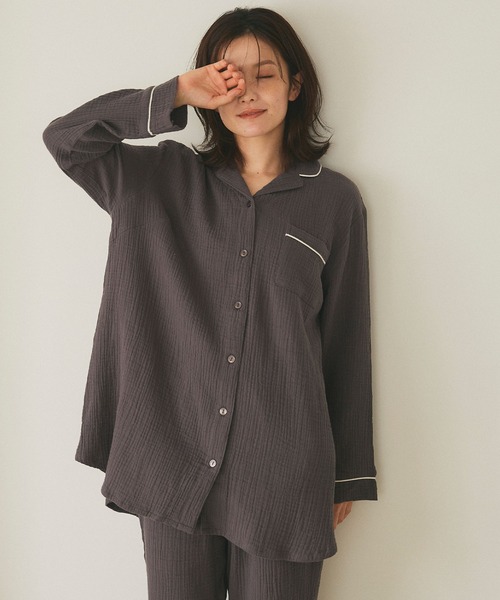 cross marche（クロスマルシェ）の「【LAFUKU/ラフク】パイピングデザインダブルガーゼパジャマ綿100％《上下セット》（ルームウェア/パジャマ・レディース・アイボリー/ベージュ/チャコール・LL/L/M）」の19枚目の写真