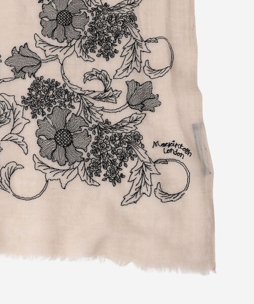 MACKINTOSH LONDON（マッキントッシュ ロンドン）の「バイブリーエンブロイダリーストール（ストール/ショール・レディース・ベージュ・FREE）」の3枚目の写真