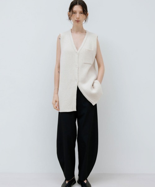 Studio Doe（スタジオドー）の「Studio Doe X-silhouette Knitted Vest（ベスト・レディース・ホワイト・SMALL）」の3枚目の写真
