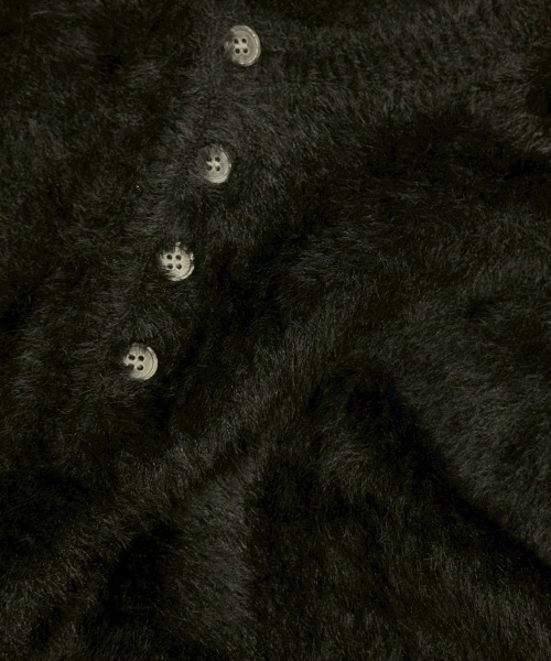Chikashitsu +(チカシツプラス)の「【Chikashitsu +】henley neck hairy knit / 【チカシツプラス】ヘンリーネックヘアリー長袖ニット(ニット/セーター・メンズ・アイボリー/グレー/ベージュ/ブラック/ネイビー・ONE SIZE)」の8枚目の写真