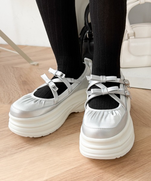 WEGO(ウィゴー)の「WEGO/2way厚底ストラップシューズ(ドレスシューズ・レディース・シルバー/ブラック・SMALL/MEDIUM/LARGE)」の1枚目の写真