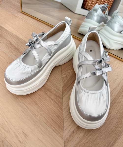 WEGO(ウィゴー)の「WEGO/2way厚底ストラップシューズ(ドレスシューズ・レディース・シルバー/ブラック・SMALL/MEDIUM/LARGE)」の19枚目の写真