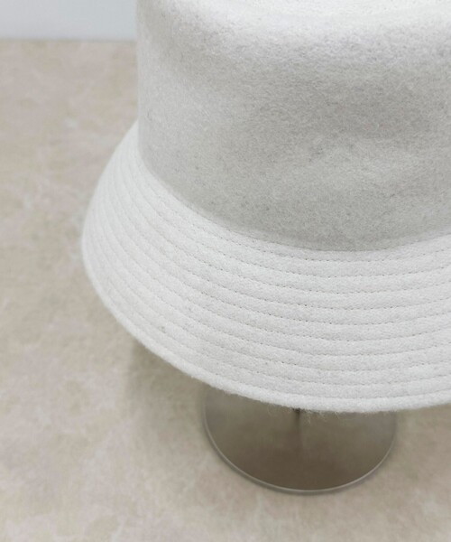 fredy emue(フレディエミュ)の「ステッチバスクハット(ハット・レディース・オフホワイト/ブラック・FREE)」の7枚目の写真