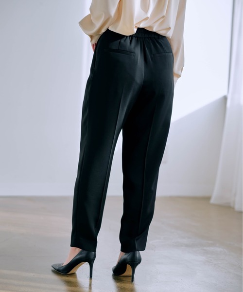 COHINA（コヒナ）の「ソフトドビーテーパードパンツ 【低身長・小柄女性】（その他パンツ・レディース・ブラック/ネイビー/ベージュ・S-Regular/XS-Regular/S-Short/XS-Short）」の8枚目の写真