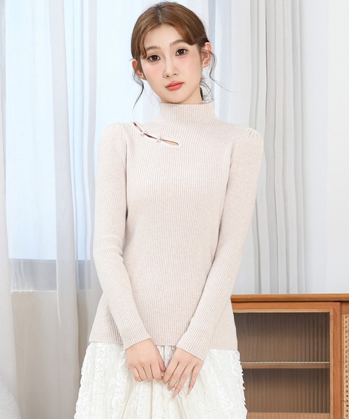 Anely(アネリー)の「プチハイネック カットアウト リブ ニット プルオーバー(ニット/セーター・レディース・チャコールグレー/ブラック/グレイッシュベージュ/ベージュ/ホワイト・FREE)」の5枚目の写真