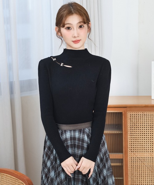 Anely(アネリー)の「プチハイネック カットアウト リブ ニット プルオーバー(ニット/セーター・レディース・チャコールグレー/ブラック/グレイッシュベージュ/ベージュ/ホワイト・FREE)」の6枚目の写真