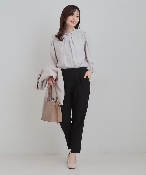 SHOO・LA・RUE（シューラルー）の「【洗濯機可/S-LL】美脚見え あったか裏起毛 テーパードパンツ（その他パンツ・レディース・ブラウン系/オフホワイト/ブラック/グレー系1/レッド系1・03/04/02/01）」の19枚目の写真