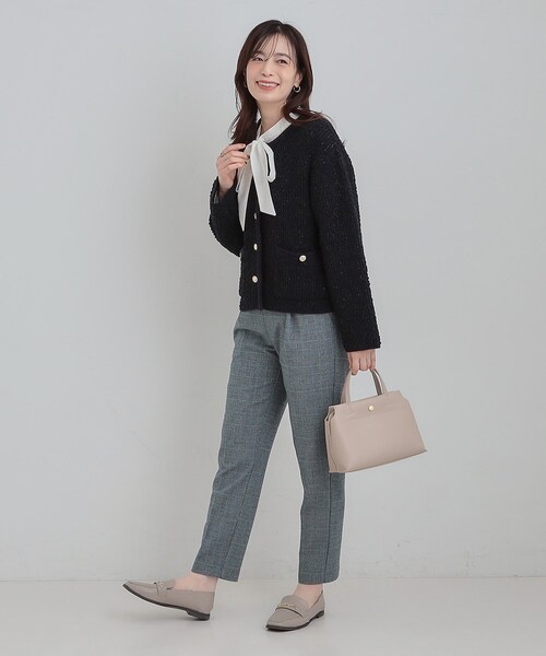 SHOO・LA・RUE（シューラルー）の「【洗濯機可/S-LL】美脚見え あったか裏起毛 テーパードパンツ（その他パンツ・レディース・ブラウン系/オフホワイト/ブラック/グレー系1/レッド系1・03/04/02/01）」の22枚目の写真