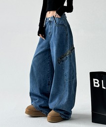 B.I.D.（ビーアイディー）の「《Lilamusant(リラミュゾン)》ヴィンテージライクレオパード柄異素材パッチバギーパンツ ワイドパンツ Y2K MZ 韓国ストリート（デニムパンツ）」