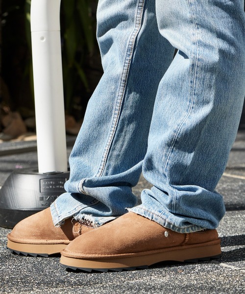 EMU Australia（エミューオーストラリア）の「EMU Australia/エミュオーストラリア Sharky Scuff シープスキン ムートンスリッポン（スリッポン・レディース・ブラウン/ブラック・8/7/6）」の7枚目の写真