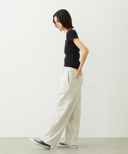 MILKFED.(ミルクフェド)の「HENLEY NECK S/S TOP(Tシャツ/カットソー・レディース・オフホワイト/ライトピンク/ブラック・ONE SIZE)」の16枚目の写真