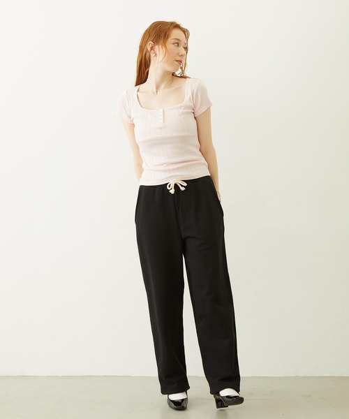 MILKFED.(ミルクフェド)の「HENLEY NECK S/S TOP(Tシャツ/カットソー・レディース・オフホワイト/ライトピンク/ブラック・ONE SIZE)」の22枚目の写真