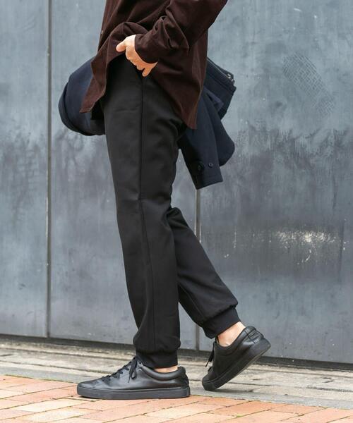 URBAN RESEARCH ROSSO MEN(アーバンリサーチロッソメン)の「『XLサイズあり』ウォームストレッチジョガーパンツ(その他パンツ・メンズ・ブラック/グレー/ネイビー/ブラウン・LARGE/X-LARGE/MEDIUM)」の18枚目の写真