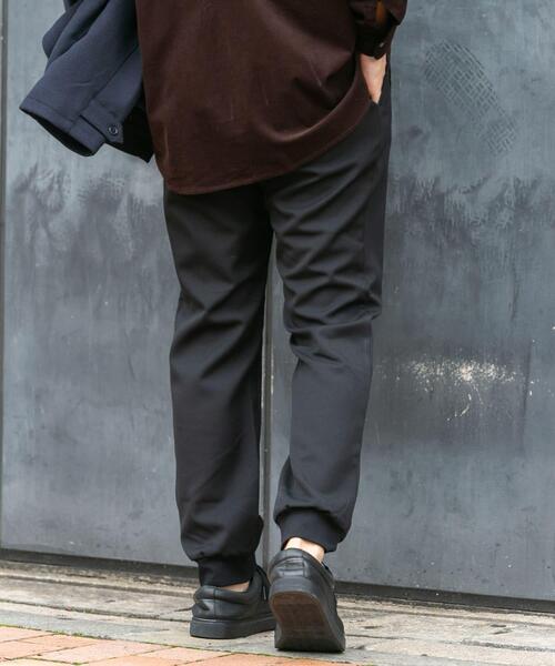 URBAN RESEARCH ROSSO MEN(アーバンリサーチロッソメン)の「『XLサイズあり』ウォームストレッチジョガーパンツ(その他パンツ・メンズ・ブラック/グレー/ネイビー/ブラウン・LARGE/X-LARGE/MEDIUM)」の17枚目の写真