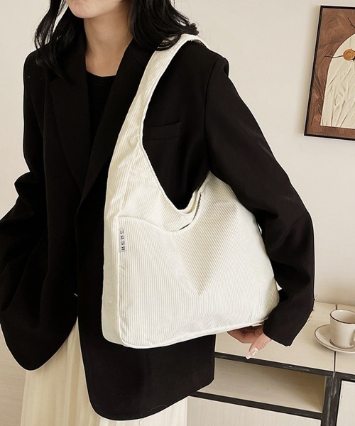 Miniministore(ミニミニストア)の「ワンショルダー バッグA4 コーデュロイ(ショルダーバッグ・レディース・グレー/ブラック/アイボリー・FREE)」の5枚目の写真