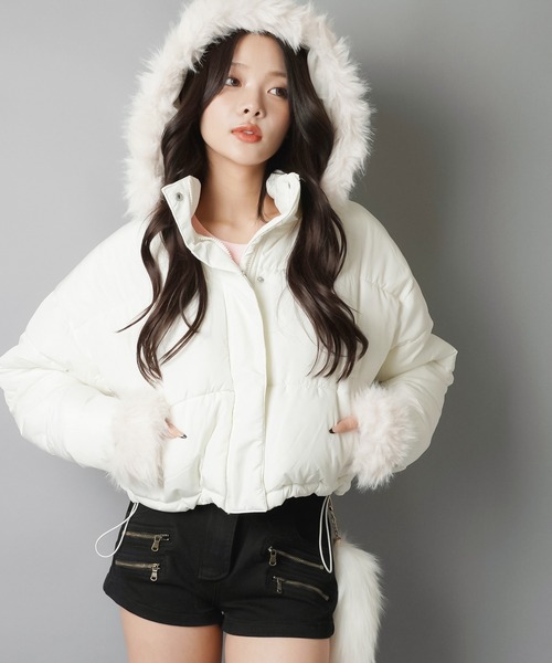 épine ファー付きホワイトダウンジャケット épine ファー付きホワイトダウンジャケット