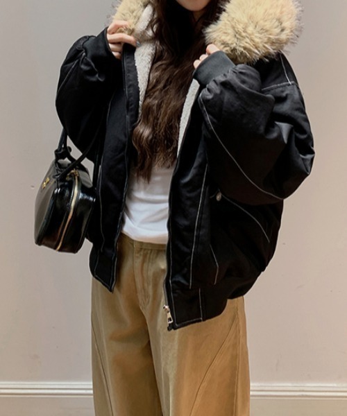 NANEA（ナネア）の「裏ボアファーフーディブルゾン（ブルゾン・レディース・ブラック/カーキ・SMALL/MEDIUM/LARGE/X-LARGE）」の13枚目の写真