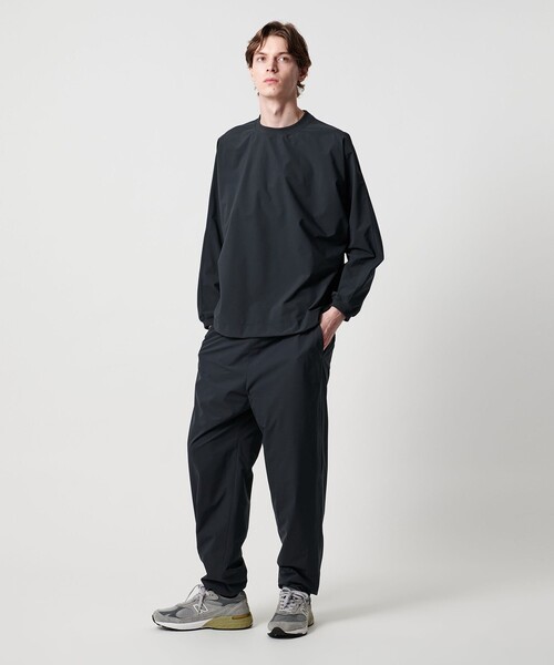 UNITED ARROWS & SONS by DAISUKE OBANA（ユナイテッドアローズアンドサンズバイダイスケオバナ）の「＜D.O UNITED ARROWS BY DAISUKE OBANA＞ TFT WIDE TPD PANTS/イージーパンツ（その他パンツ・メンズ・ダークグリーン/オリーブ/ライトグレー・XL/M/L/S）」の2枚目の写真