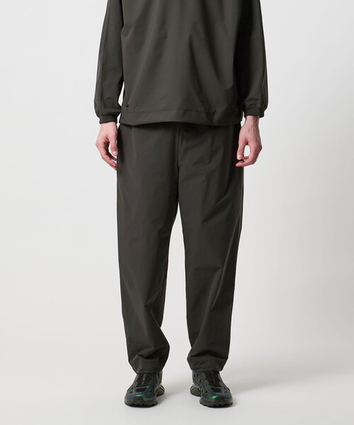 UNITED ARROWS & SONS by DAISUKE OBANA（ユナイテッドアローズアンドサンズバイダイスケオバナ）の「＜D.O UNITED ARROWS BY DAISUKE OBANA＞ TFT WIDE TPD PANTS/イージーパンツ（その他パンツ・メンズ・ダークグリーン/オリーブ/ライトグレー・XL/M/L/S）」の13枚目の写真