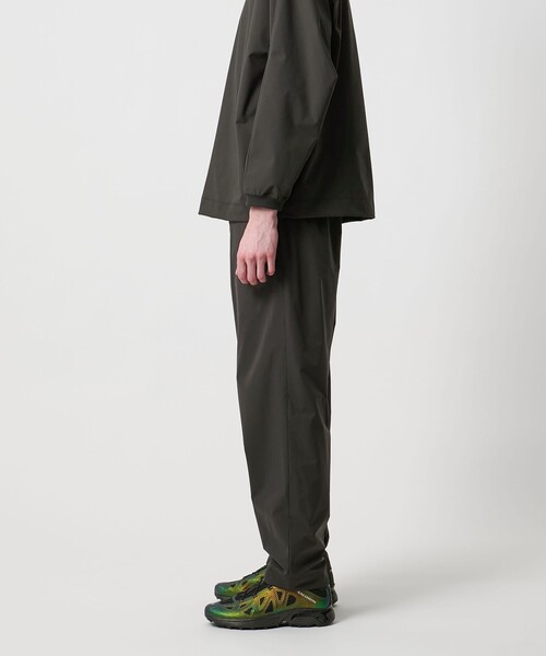 UNITED ARROWS & SONS by DAISUKE OBANA（ユナイテッドアローズアンドサンズバイダイスケオバナ）の「＜D.O UNITED ARROWS BY DAISUKE OBANA＞ TFT WIDE TPD PANTS/イージーパンツ（その他パンツ・メンズ・ダークグリーン/オリーブ/ライトグレー・XL/M/L/S）」の14枚目の写真
