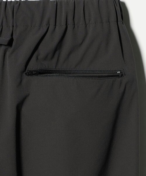 UNITED ARROWS & SONS by DAISUKE OBANA（ユナイテッドアローズアンドサンズバイダイスケオバナ）の「＜D.O UNITED ARROWS BY DAISUKE OBANA＞ TFT WIDE TPD PANTS/イージーパンツ（その他パンツ・メンズ・ダークグリーン/オリーブ/ライトグレー・XL/M/L/S）」の20枚目の写真