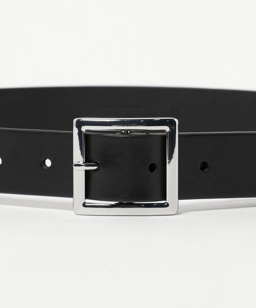 green label relaxing（グリーンレーベルリラクシング）の「GLR レザー スクエア 30 ベルト（ベルト・メンズ・ブラック/ダークブラウン・L/M）」の7枚目の写真