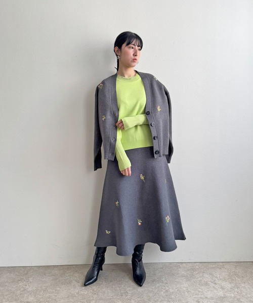 LHELBIE（レルビエ）の「【洗える】ラメリブスウェットニット（ニット/セーター・レディース・チャコールグレー/アイボリー/ライトグリーン/ピンク・M）」の7枚目の写真