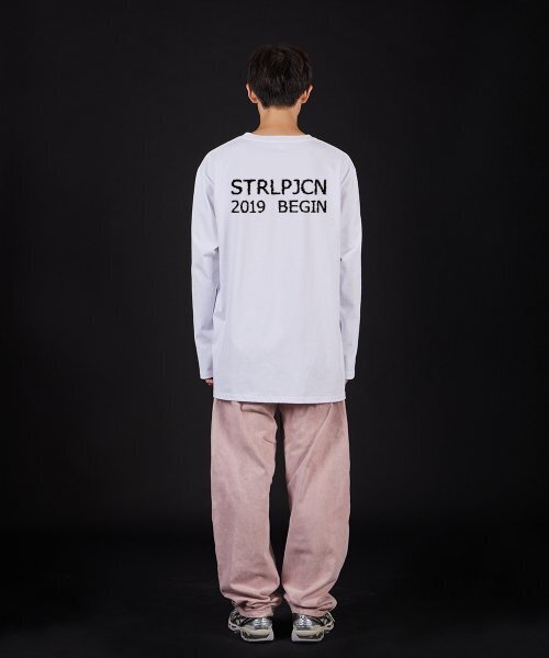 ASTRAL PROJECTION(アストラルプロジェクション)の「エイピースタジオ ビギン オーバーサイズ ロングスリーブTシャツ_ホワイト(Tシャツ/カットソー・メンズ・その他・LARGE/MEDIUM/X-LARGE/XX-LARGE)」の7枚目の写真