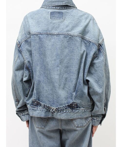 Ungrid(アングリッド)の「ルーズシルエットデニムジャケット(デニムジャケット・レディース・ブルー・FREE)」の17枚目の写真