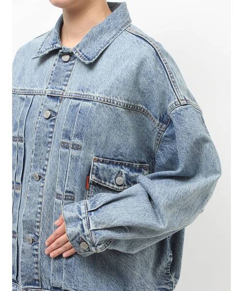 Ungrid(アングリッド)の「ルーズシルエットデニムジャケット(デニムジャケット・レディース・ブルー・FREE)」の19枚目の写真