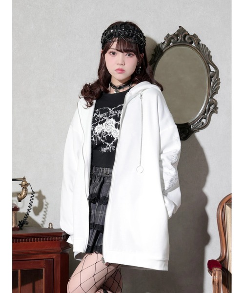 NOEMIE(ノエミー)の「ねこ耳ファーしっぽ付き裏起毛ジップパーカー(パーカー・レディース・オフホワイト/ブルー/ブラック・M)」の7枚目の写真