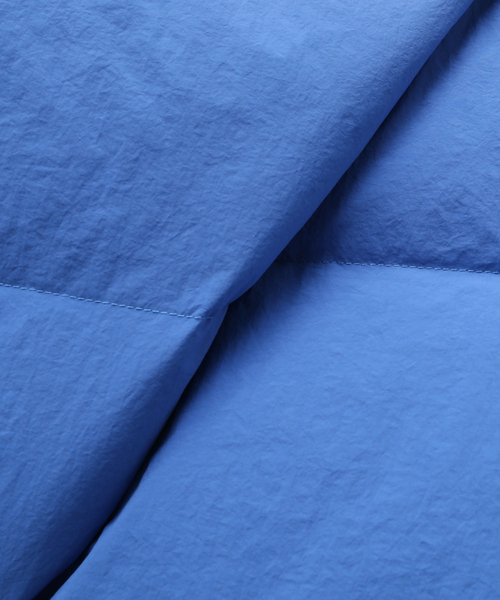 JOURNAL STANDARD（ジャーナルスタンダード）の「ナイロンタフタダウンベスト（ダウンベスト・レディース・ブルー系その他/ブラック・FREE）」の11枚目の写真