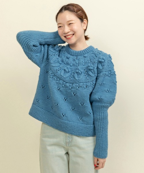CHILD WOMAN（チャイルドウーマン）の「ネパールギルボックス 求心もよう編みプルオーバー（ニット/セーター・レディース・サックスブルー・FREE）」の19枚目の写真
