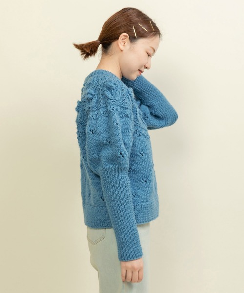 CHILD WOMAN（チャイルドウーマン）の「ネパールギルボックス 求心もよう編みプルオーバー（ニット/セーター・レディース・サックスブルー・FREE）」の18枚目の写真