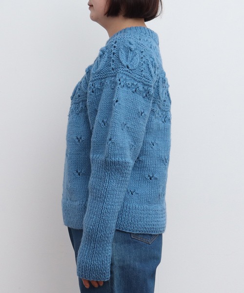 CHILD WOMAN（チャイルドウーマン）の「ネパールギルボックス 求心もよう編みプルオーバー（ニット/セーター・レディース・サックスブルー・FREE）」の11枚目の写真