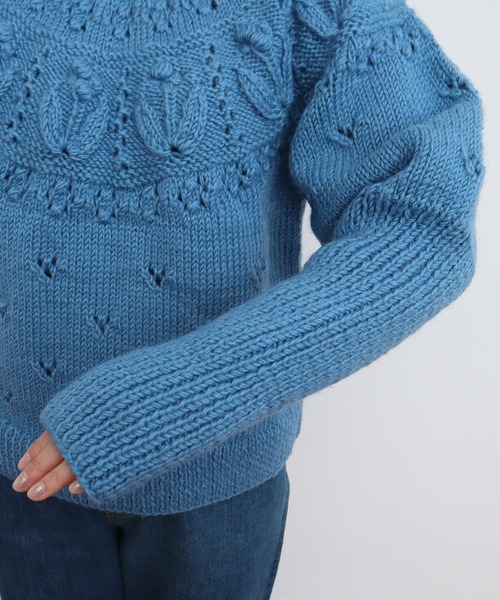 CHILD WOMAN（チャイルドウーマン）の「ネパールギルボックス 求心もよう編みプルオーバー（ニット/セーター・レディース・サックスブルー・FREE）」の5枚目の写真